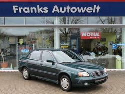Grün metallic Gebraucht 2002 Suzuki Baleno GL Limousine | 590 €