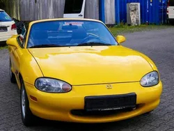 Gelb Gebraucht 2000 Mazda MX5 Edition Cabrio | 6.800 €