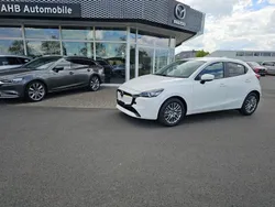Weiß Neu 2025 Mazda 2 Exclusive-Line Limousine | 23.798 € (Etwas zu teuer)