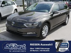 Schwarz metallic Gebraucht 2018 VW Passat Comfortline Kombi | 19.790 € (Guter Preis)