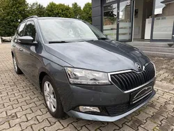 Grau Gebraucht 2022 Skoda Fabia Ambition Kombi | 14.290 € (Guter Preis)