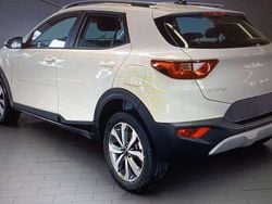 Gebraucht 2025 Kia Stonic Edition 7 SUV | 22.136 €