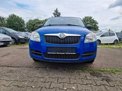 Blau Gebraucht 2009 Skoda Fabia Classic Limousine | 1.300 € (Guter Preis)