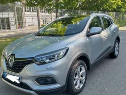 Grau Gebraucht 2020 Renault Kadjar LIMITED SUV | 14.600 € (Guter Preis)