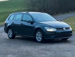 Grau Gebraucht 2018 VW Golf VII Kombi | 11.599 € (Fairer Preis)
