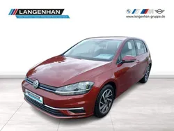 Rot Gebraucht 2019 VW Golf VII Join Limousine | 16.428 € (Superpreis)
