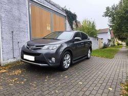 Grau Gebraucht 2013 Toyota RAV4 Executive SUV | 16.000 € (Fairer Preis)