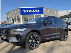 Grau Gebraucht 2023 Volvo XC60 Plus SUV | 52.880 €