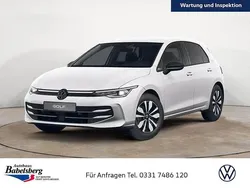Weiß Gebraucht 2024 VW Golf VIII Goal Limousine | 29.980 €