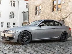 Grau Gebraucht 2010 BMW 335 Performance Coupé | 21.500 € (Fairer Preis)