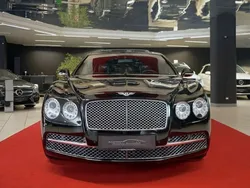 Schwarz Gebraucht 2013 Bentley Flying Spur Mulliner Limousine | 64.999 €