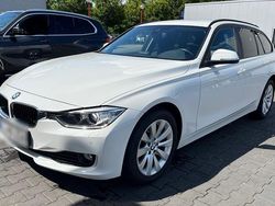 Weiß Gebraucht 2014 BMW 318 Kombi | 10.500 € (Etwas zu teuer)