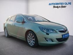 Fresh mint/silky shadow Gebraucht 2011 Opel Astra Limousine | 5.500 € (Guter Preis)
