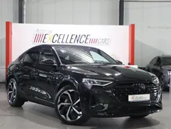 Schwarz Gebraucht 2023 Audi Q8 e-tron Advanced SUV | 49.888 € (Guter Preis)
