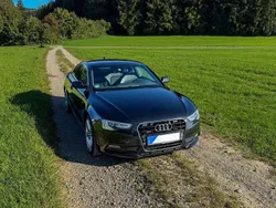Schwarz Gebraucht 2012 Audi A5 Ambiente Coupé | 10.900 € (Fairer Preis)