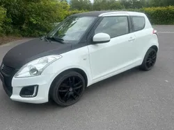 Weiß Gebraucht 2015 Suzuki Swift Kleinwagen | 3.650 € (Superpreis)