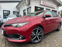 Ruby flare Gebraucht 2018 Toyota Auris Hybrid Team Kombi | 14.949 € (Fairer Preis)