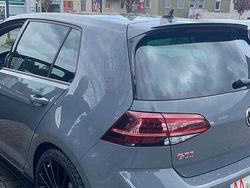 Grau Gebraucht 2019 VW Golf VII GTI Limousine | 29.999 € (Fairer Preis)