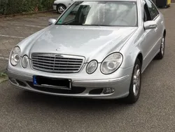 Silber Gebraucht 2006 Mercedes E200 Elegance Limousine | 5.000 € (Guter Preis)