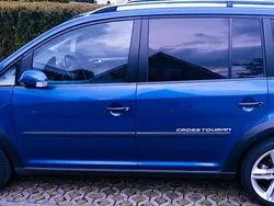Blau Gebraucht 2007 VW Touran Cross Van / Kleinbus | 5.500 €