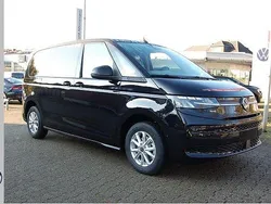 Schwarz Gebraucht 2025 VW T7 Life Van | 51.900 € (Superpreis)