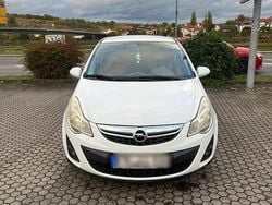 Weiß Gebraucht 2011 Opel Corsa Eco Kleinwagen | 2.300 € (Guter Preis)