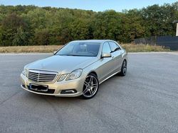 Beige Gebraucht 2010 Mercedes E500 AMG Limousine | 21.000 € (Fairer Preis)