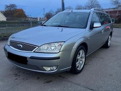 Grau Gebraucht 2006 Ford Mondeo Kombi | 4.600 €