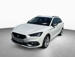 Candyweiss Gebraucht 2024 Seat Leon FR Kombi | 26.440 € (Fairer Preis)