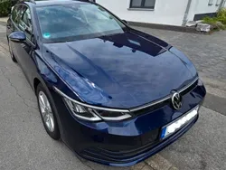Blau Gebraucht 2020 VW Golf VIII Life Kombi | 19.900 € (Guter Preis)