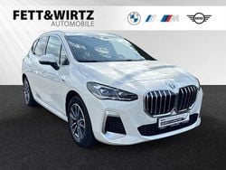 Alpinweiss Gebraucht 2023 BMW 225 Active Tourer M Sport Van / Kleinbus | 33.980 € (Fairer Preis)
