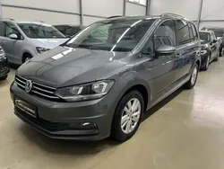 Grau Gebraucht 2020 VW Touran Comfortline Van / Kleinbus | 17.990 € (Fairer Preis)