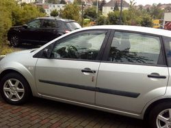Grau Gebraucht 2006 Ford Fiesta Kleinwagen | 4.444 €