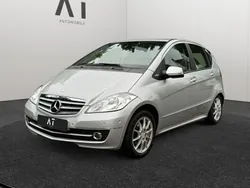 Silber Gebraucht 2009 Mercedes A180 Elegance Limousine | 5.990 € (Fairer Preis)