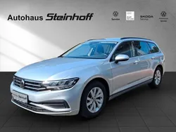 Silber Gebraucht 2021 VW Passat Kombi | 21.990 € (Guter Preis)