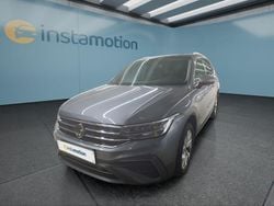 Grau Gebraucht 2024 VW Tiguan SUV | 32.649 € (Guter Preis)