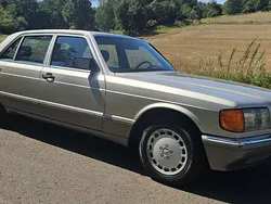 Silber Gebraucht 1987 Mercedes 420 Limousine | 19.900 €