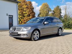 Silber Gebraucht 2010 Mercedes C180 Avantgarde Kombi | 8.490 €