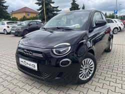 Schwarz Gebraucht 2022 Fiat 500e Kleinwagen | 23.999 € (Teuer)