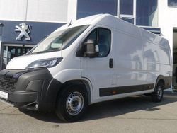 Weiß Gebraucht 2025 Peugeot Boxer Van | 37.975 €