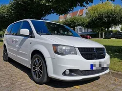 Weiß Gebraucht 2014 Dodge Grand Caravan SXT Van / Kleinbus | 10.900 € (Fairer Preis)