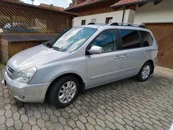 Silber Gebraucht 2008 Kia Carnival Van / Kleinbus | 3.490 € (Etwas zu teuer)