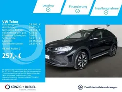 Deep black perleffekt Gebraucht 2024 VW Taigo Life SUV | 28.580 € (Fairer Preis)