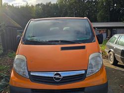 Orange Gebraucht 2009 Opel Vivaro Van | 8.380 €