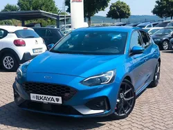 Blau Gebraucht 2020 Ford Focus ST Limousine | 19.980 € (Guter Preis)