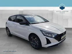 Atlas white/ phantom black Gebraucht 2024 Hyundai i20 Prime Kleinwagen | 20.489 € (Guter Preis)