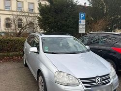 Grau Gebraucht 2007 VW Golf V Kombi | 2.400 € (Fairer Preis)
