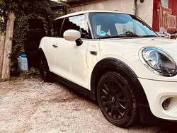 Beige Gebraucht 2019 Mini ONE Kleinwagen | 16.900 € (Fairer Preis)
