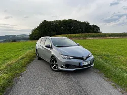 Grau Gebraucht 2019 Toyota Auris Touring Sports Kombi | 12.300 € (Fairer Preis)
