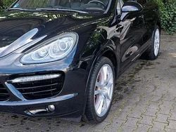 Schwarz Gebraucht 2011 Porsche Cayenne Turbo SUV | 24.500 € (Fairer Preis)